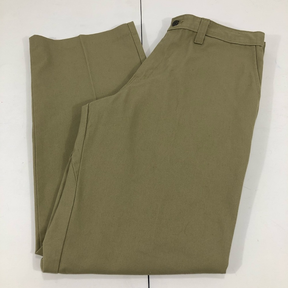 Dickies Almost new Khaki slacks
